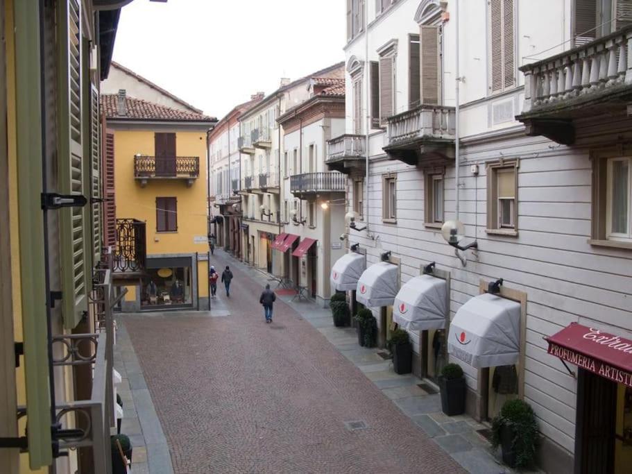 Il Grappolo D'Alba Alba (Piedmont) Exterior foto